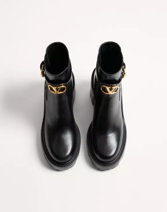 Valentino Vlogo Signature Calfskin Beatle 90Mm - Image 5